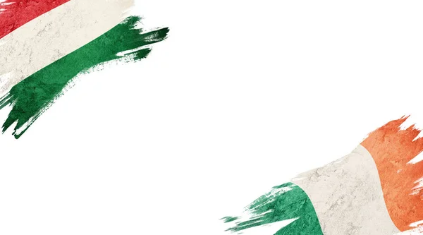Прапори Угорщини та Ірландії на білому тлі — стокове фото